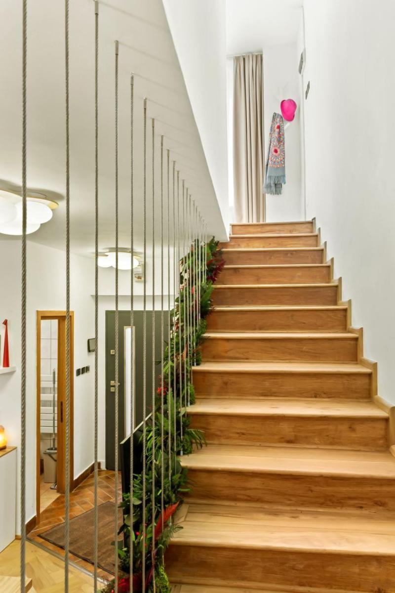 Casa De Povesti - Calea Victoriei Appartement Boekarest Buitenkant foto